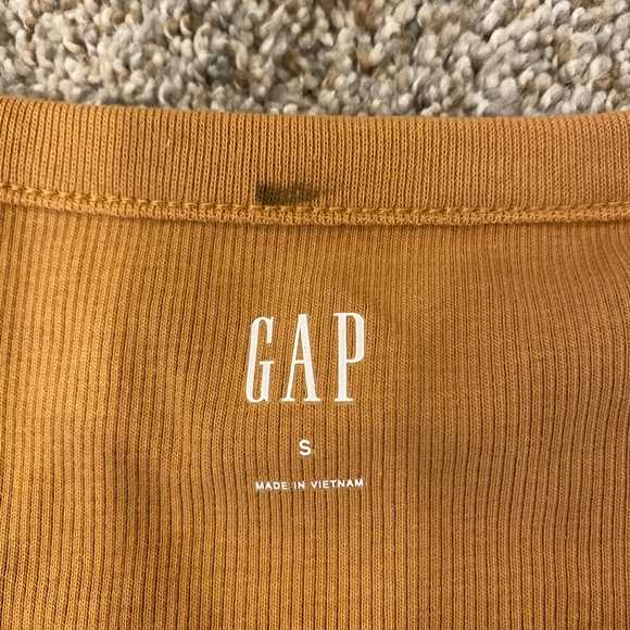 Women’s Brown Gap Long Sleeve Tee - Picture 3 of 7